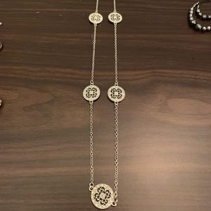 Long fashion necklace
